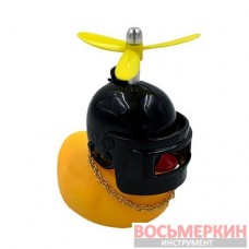 Игрушка Утка в черном шлеме на торпеду авто